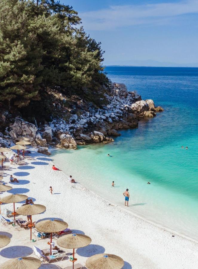 Вилла El Mare Seaside Retreats - Bespoke Luxury Getaways Лименария Экстерьер фото