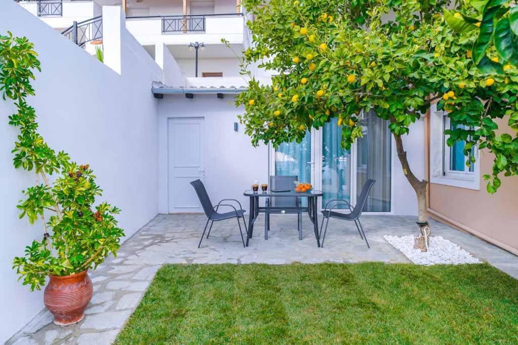 Вилла El Mare Seaside Retreats - Bespoke Luxury Getaways Лименария Экстерьер фото
