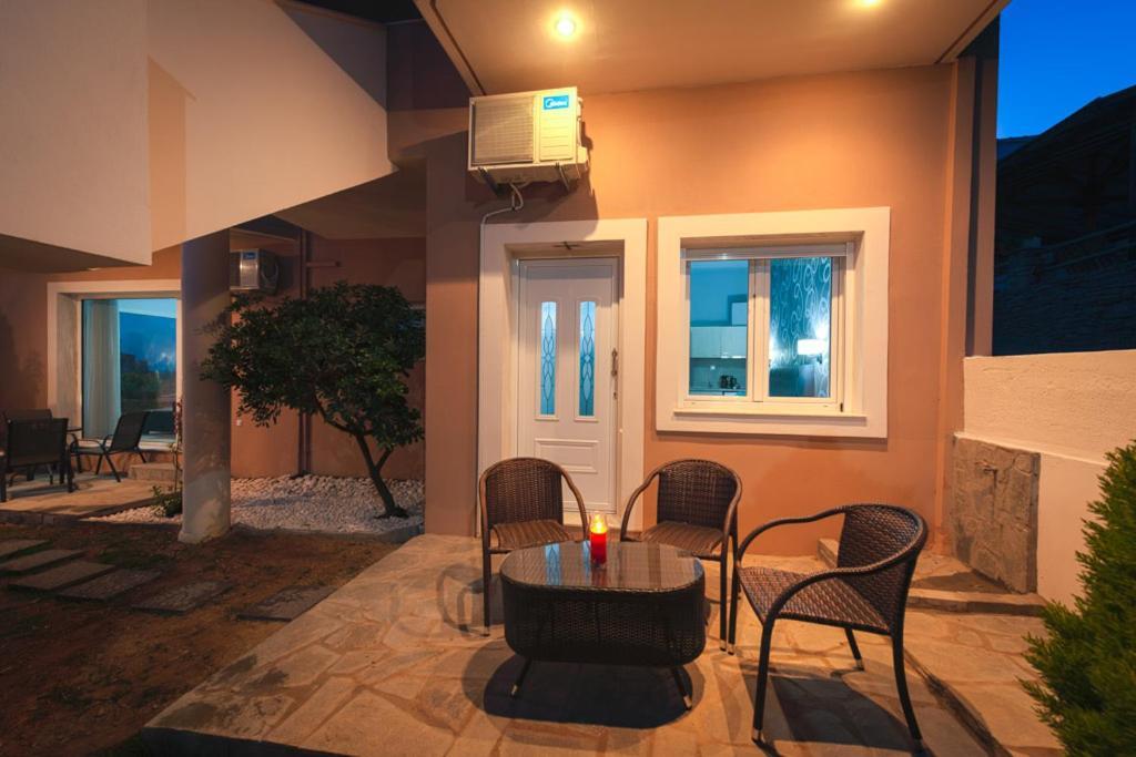 Вилла El Mare Seaside Retreats - Bespoke Luxury Getaways Лименария Экстерьер фото