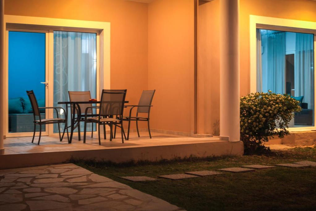 Вилла El Mare Seaside Retreats - Bespoke Luxury Getaways Лименария Экстерьер фото