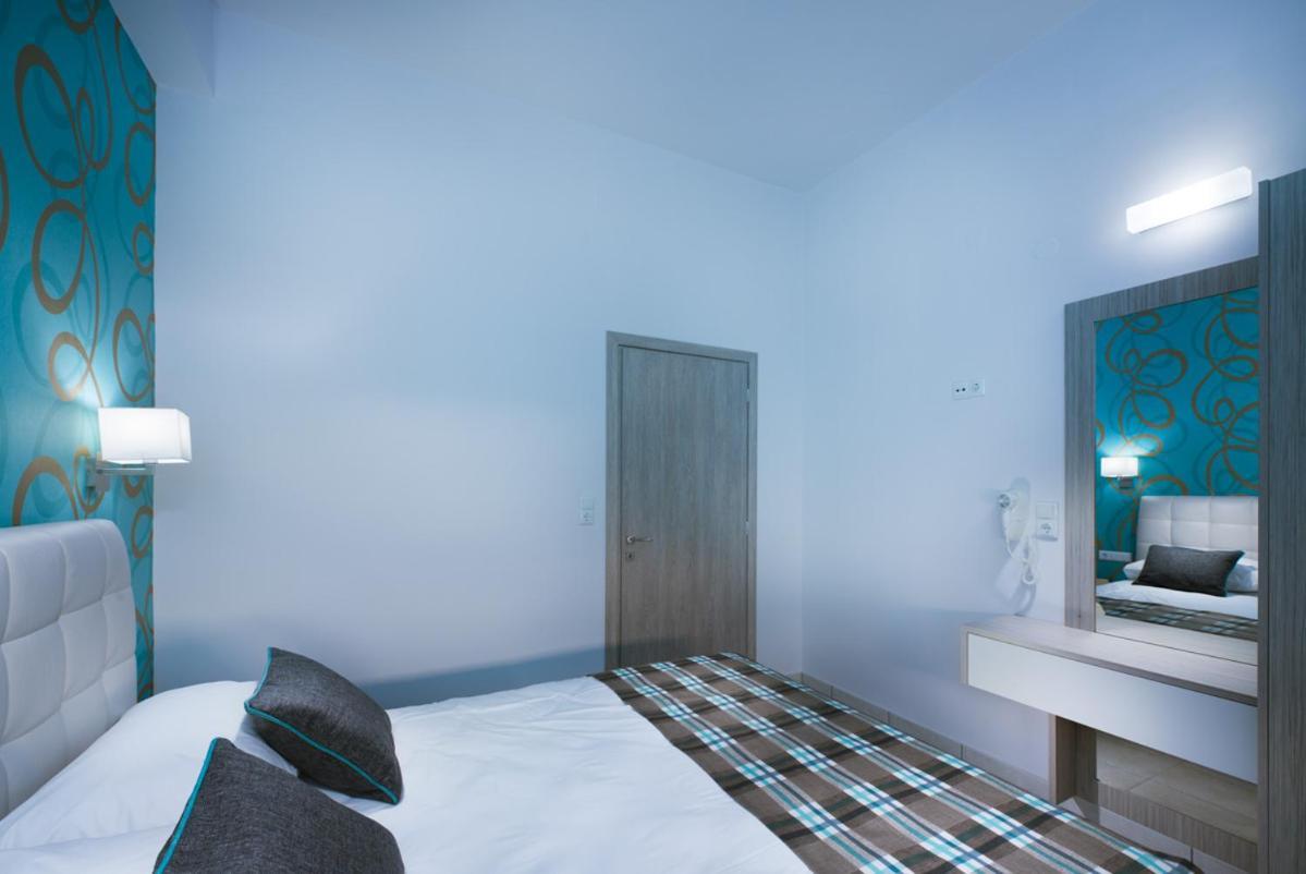 Вилла El Mare Seaside Retreats - Bespoke Luxury Getaways Лименария Экстерьер фото