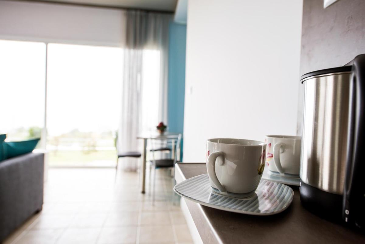 Вилла El Mare Seaside Retreats - Bespoke Luxury Getaways Лименария Экстерьер фото
