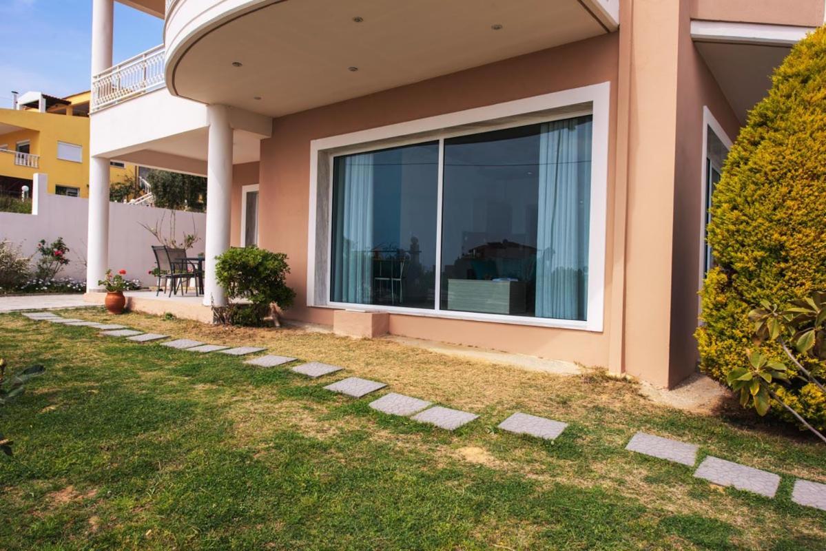 Вилла El Mare Seaside Retreats - Bespoke Luxury Getaways Лименария Экстерьер фото